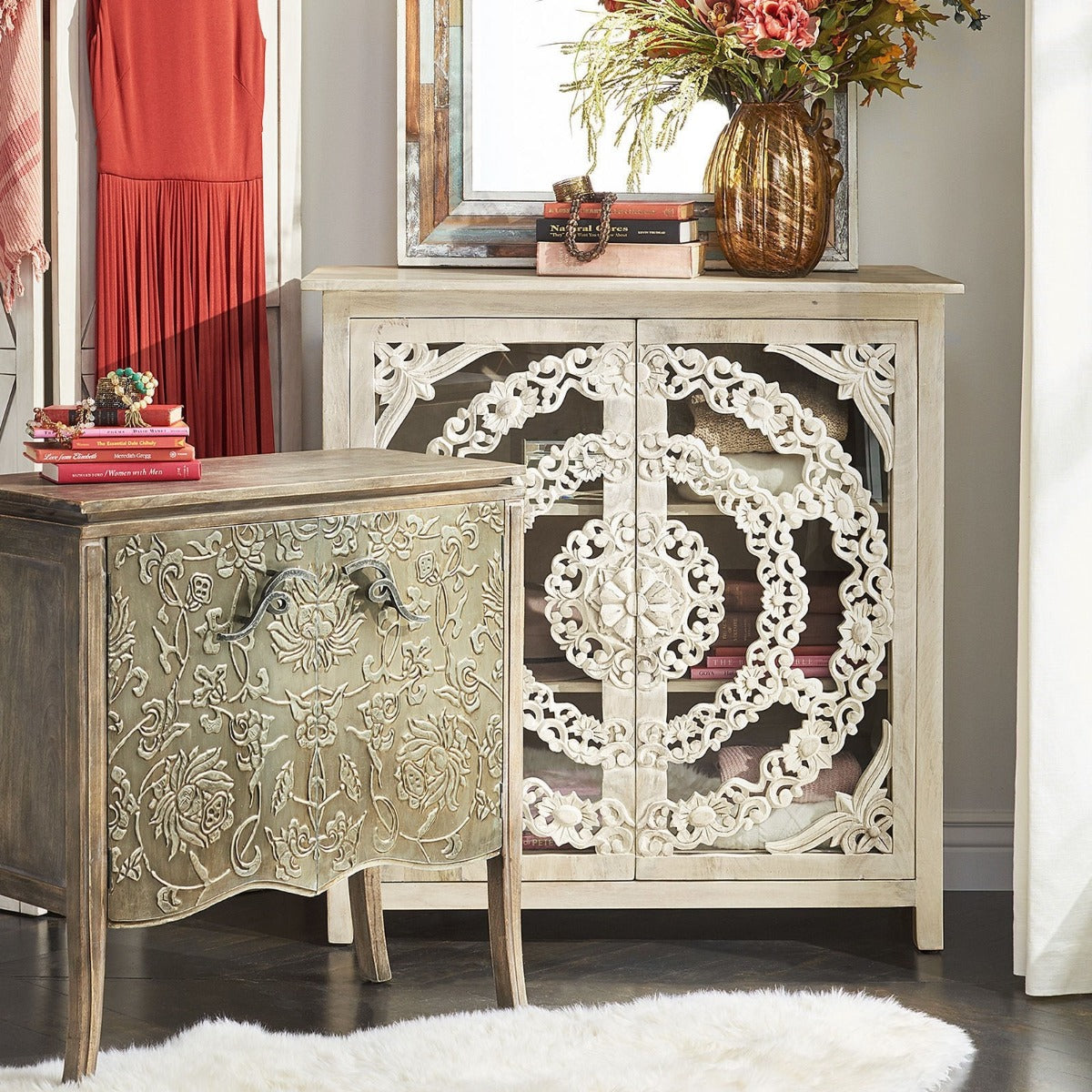 Modern Handcarved Indian Floral Arched Carved Glass Doors Sideboard